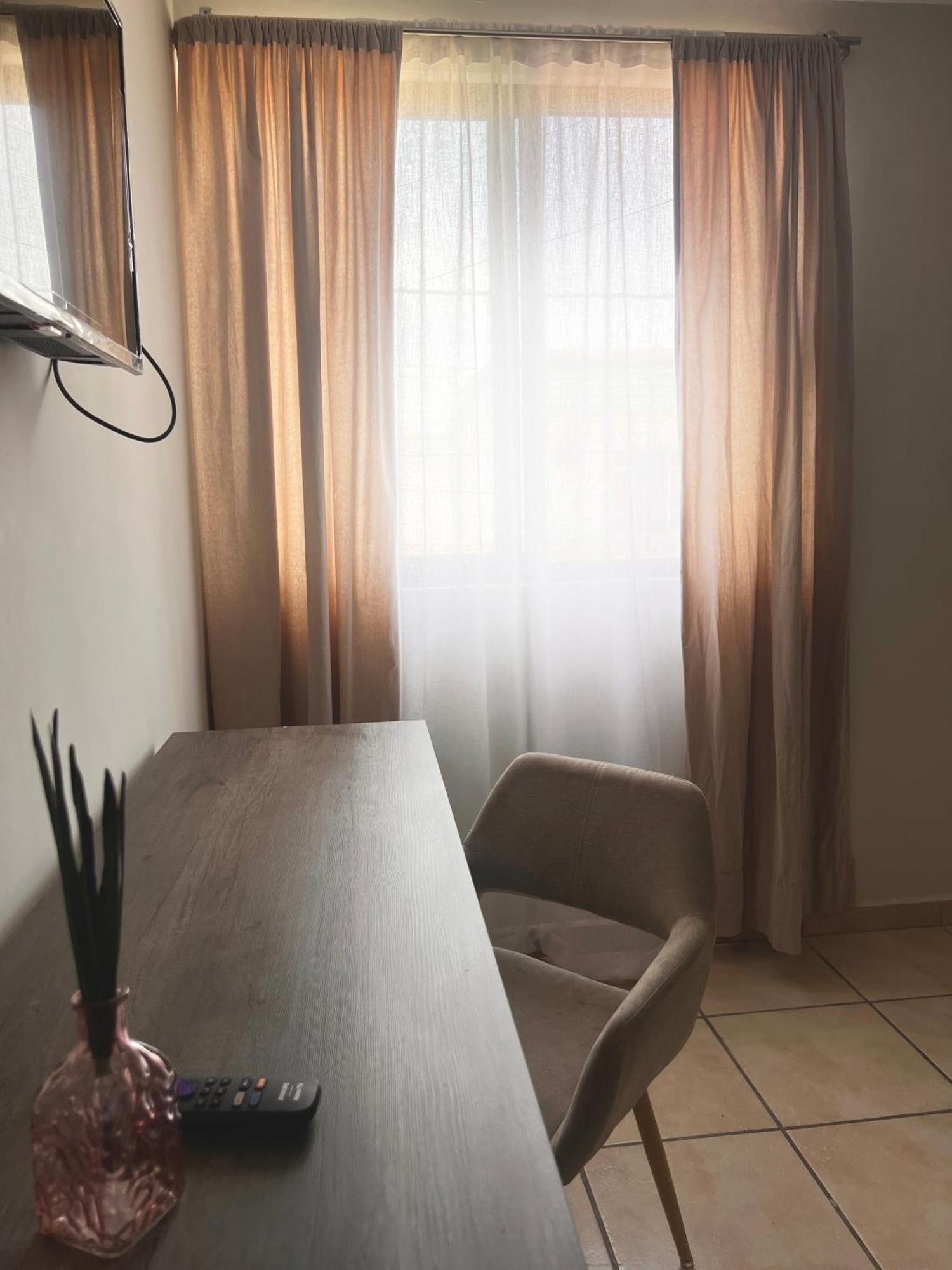 Suites Ciento 37 Leon Luaran gambar