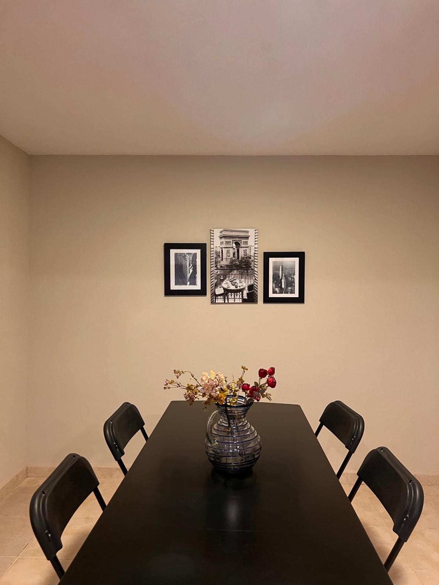 Suites Ciento 37 Leon Luaran gambar
