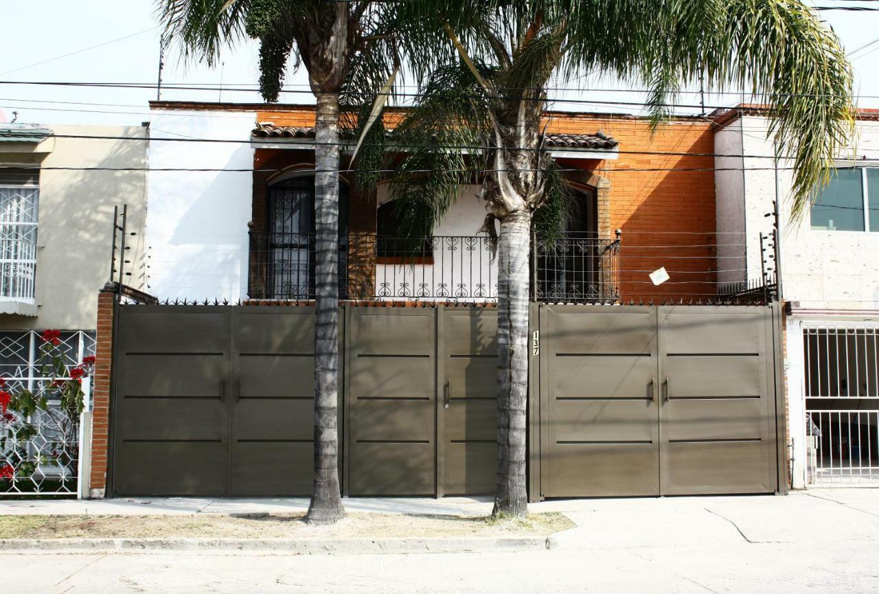 Suites Ciento 37 Leon Luaran gambar